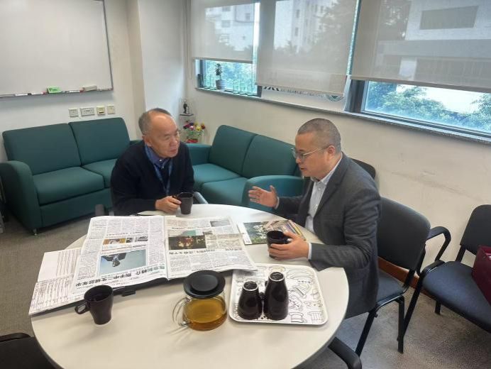 可乐小说网
受邀访问香港大学社会科学学院洽谈两院合作