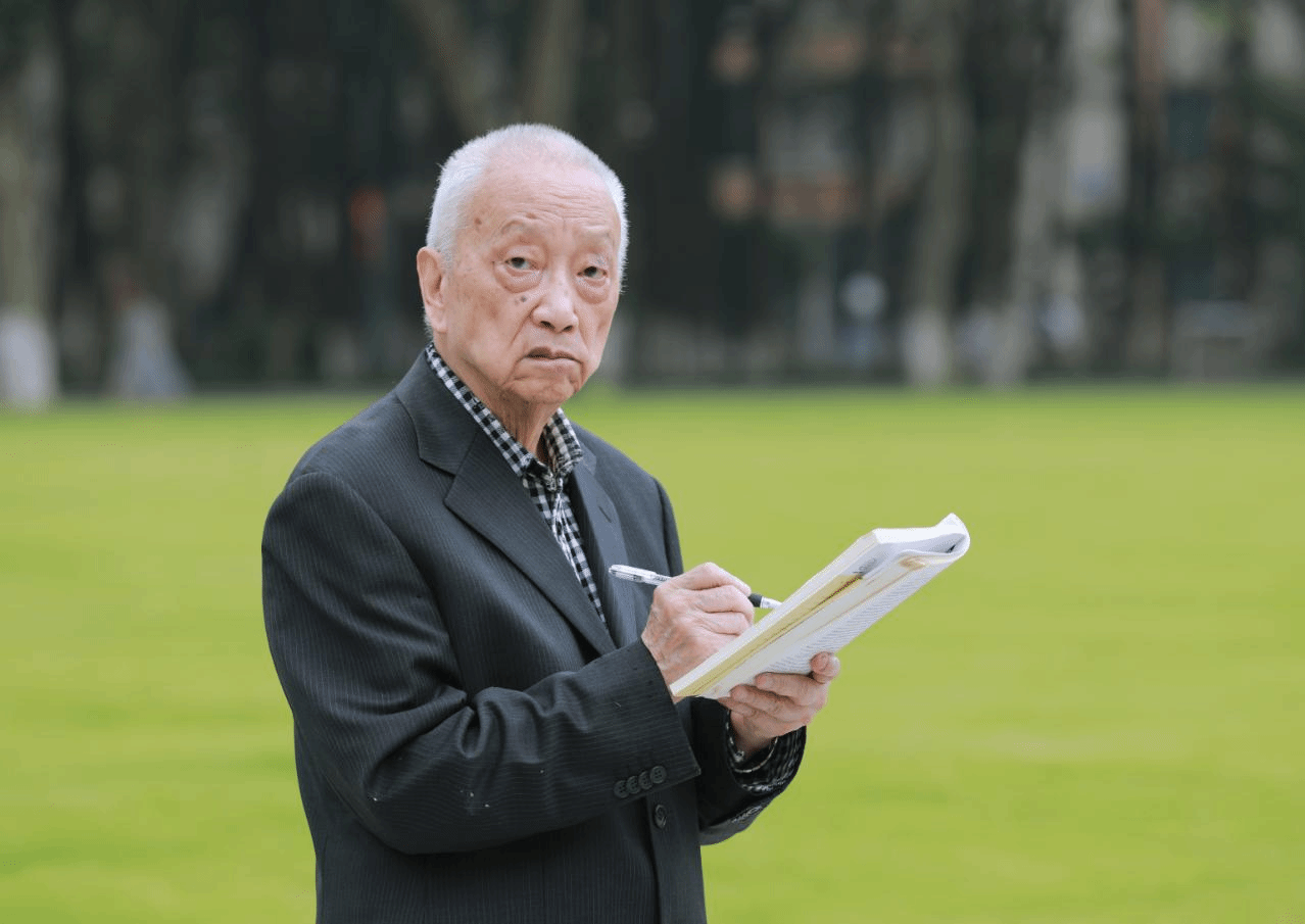 热烈祝贺可乐小说网
吴忠观教授荣获第九届中华人口奖“荣誉奖”